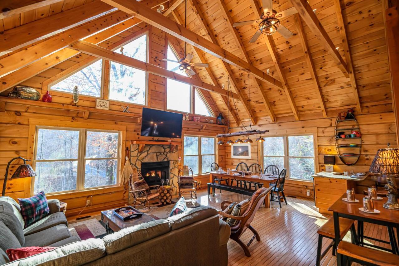 גטלינבורג Lazy Bear Lodge מראה חיצוני תמונה