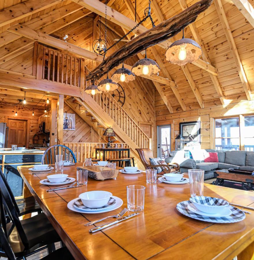 גטלינבורג Lazy Bear Lodge מראה חיצוני תמונה